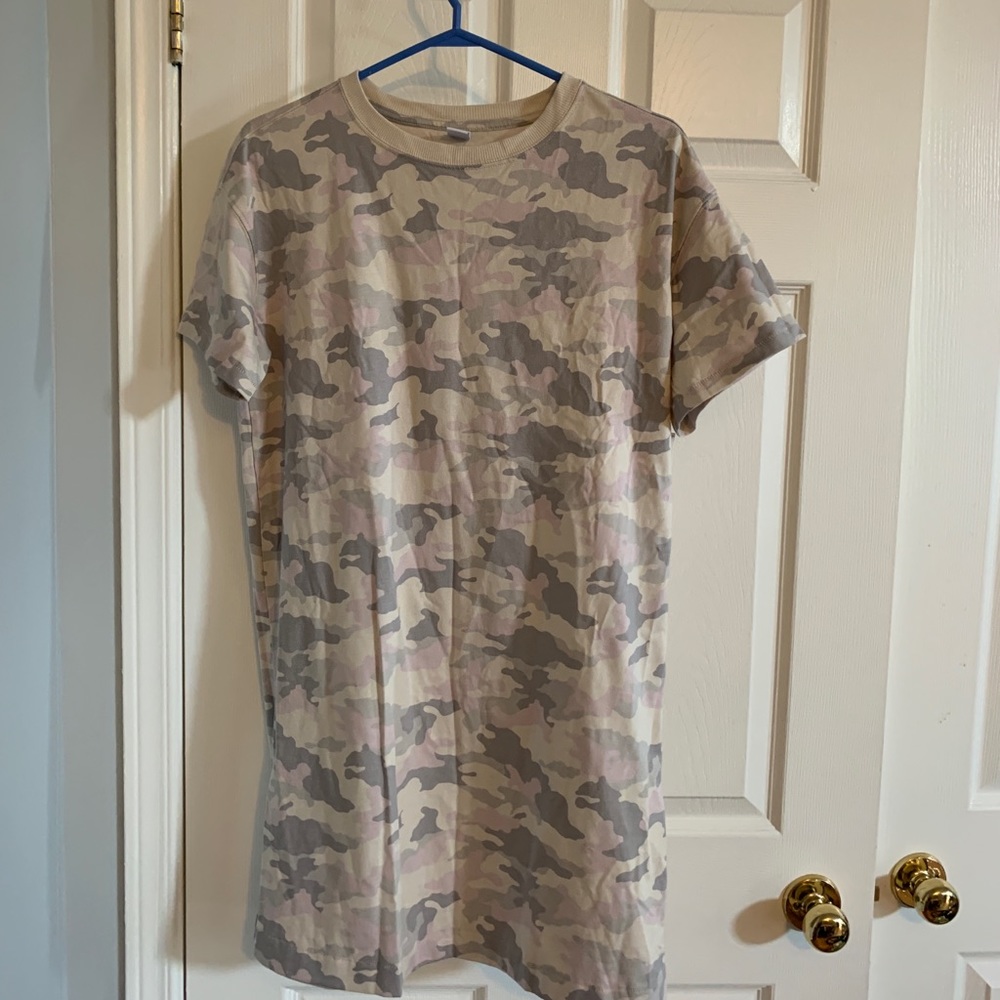 BNWT OLD Navy Camo t-shirt dress